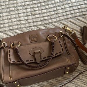 Dooney & Bourke Elegant Gray and Brown Leather Handbag
